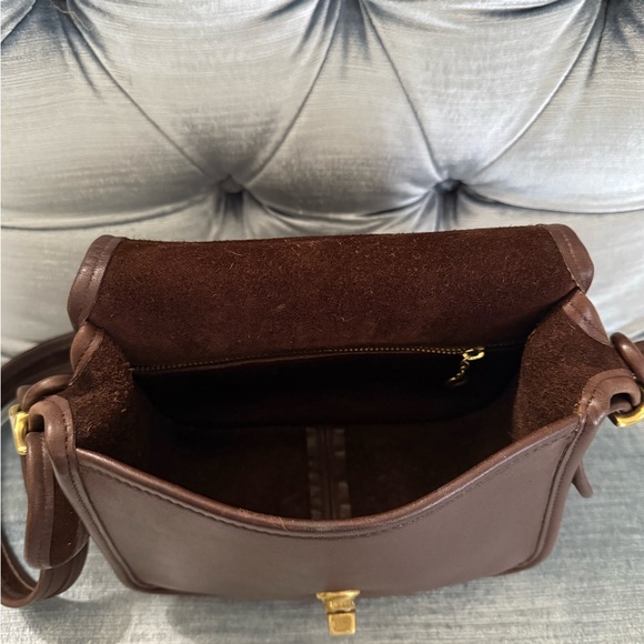 Vintage Coach Legacy Small Flap Field Bag 9965 in Mahogany with HangTag - Picture 12 of 14